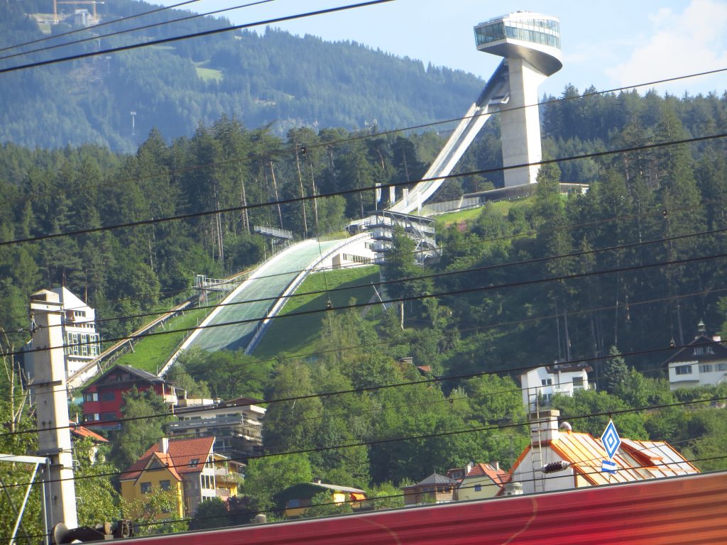De derde wedstrijd van het Vierschansentoernooi wordt traditioneel gesprongen op de Bergiselschans in Innsbruck.