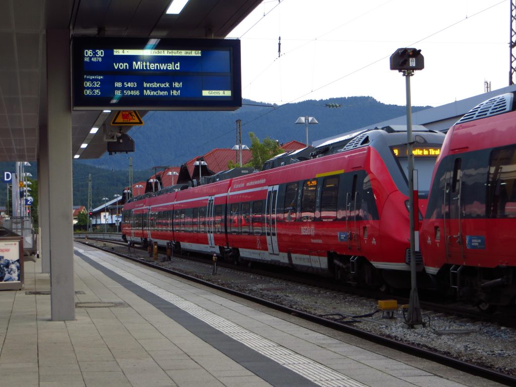Garmisch-Partenkirchen, Donnerwetter, ik moet weer terug naar Gleis 4, waar ik net vandaan kom.